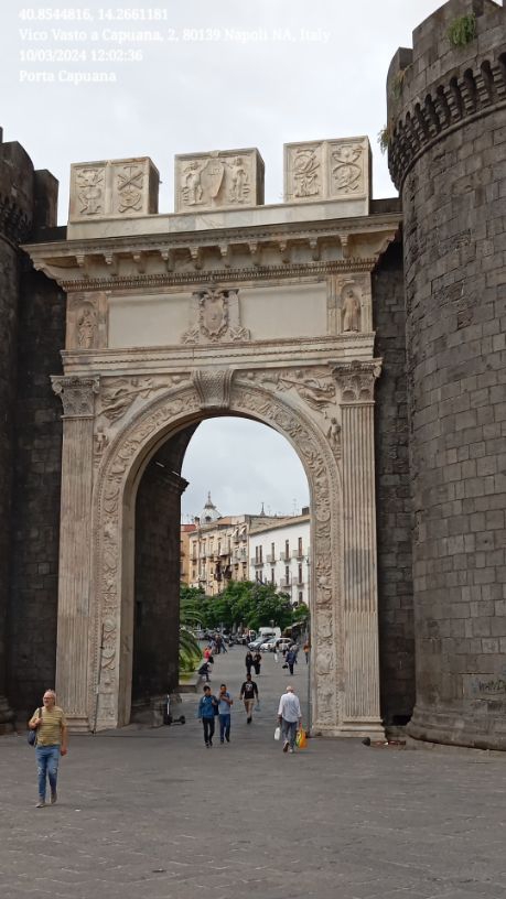 Porta Capuana